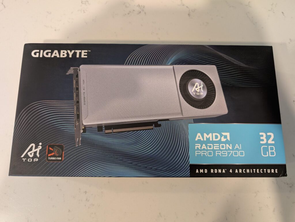 GIGABYTE Radeon AI PRO R9700 32 ГБ