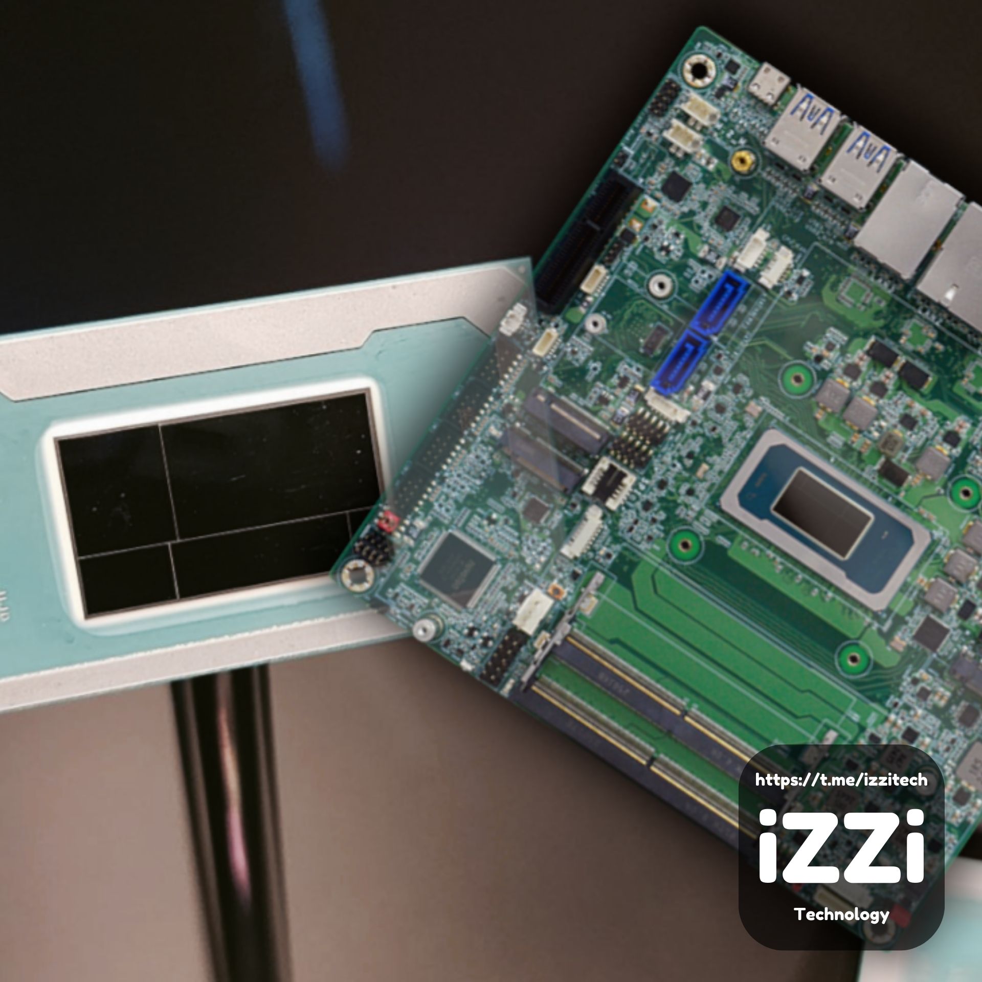 Промышленная материнская плата Mini-ITX на базе процессора Intel Panther Lake
