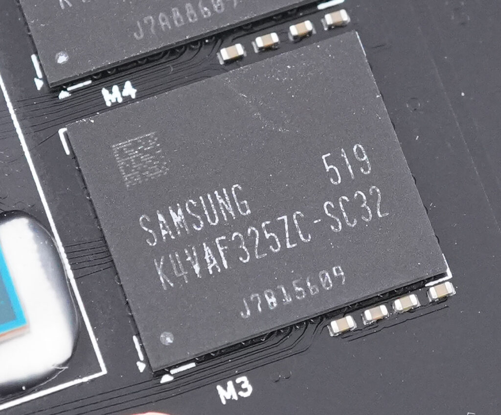 Чипы памяти GDDR7 Samsung модели K4VAF325ZC-SC32